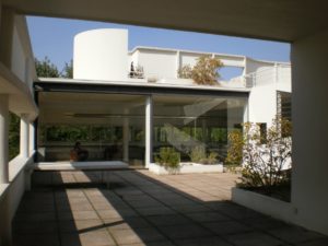 villa savoye, le corbusier, villa savoye le corb, villa savoye by corbusier, france, modernism, godfather of modernism, modernist architecture, sthapatya, sthapatya.co